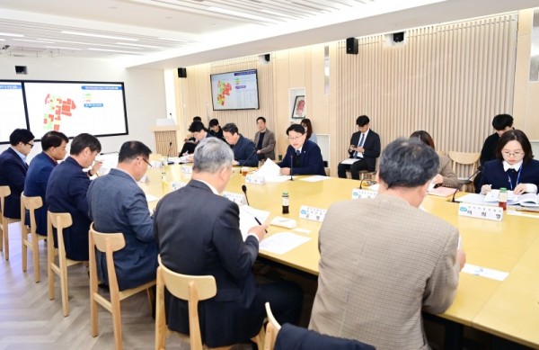 회의사진_251029(1).jpg